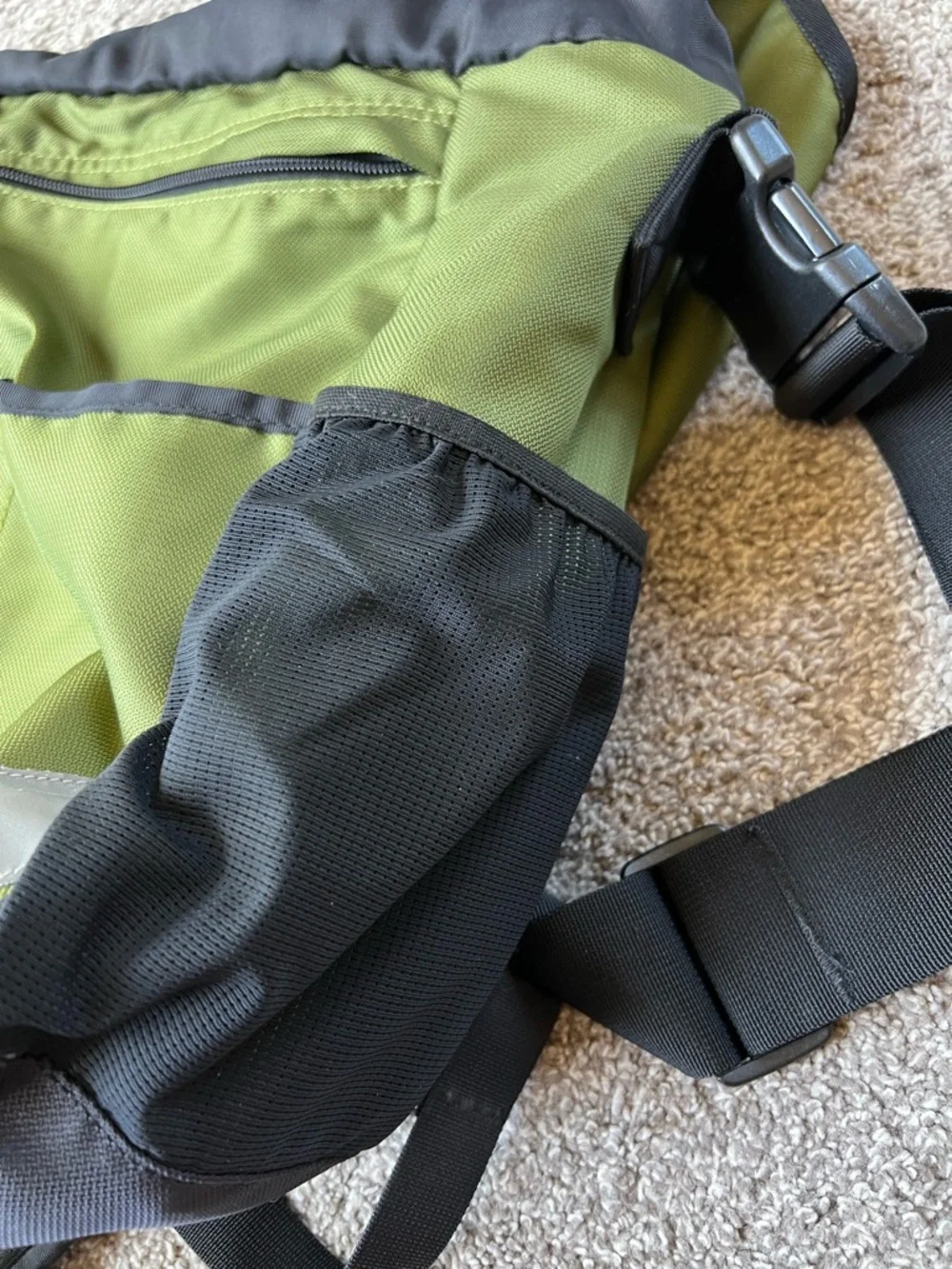 Spire Mojo Green and Black 17”Laptop Bag
